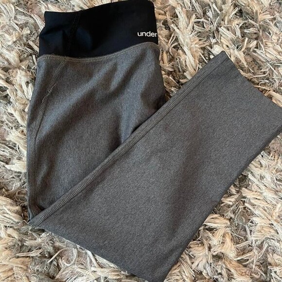 Under Armour Pants - Y2K Under Armour Heat Gear Capri Yoga Sporty Leggings XS